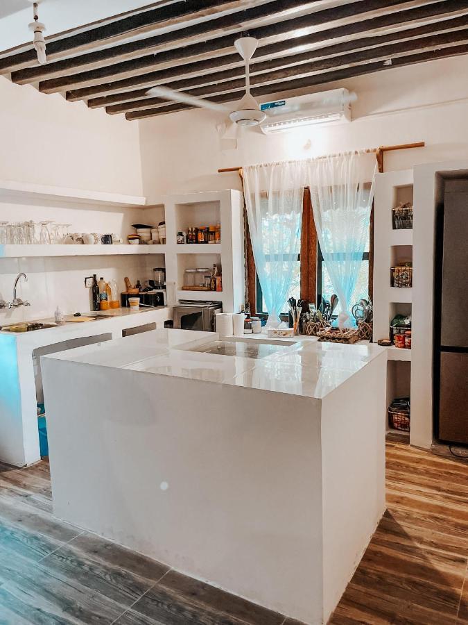 Slovenska Hisa Zanzibar Nungwi Esterno foto
